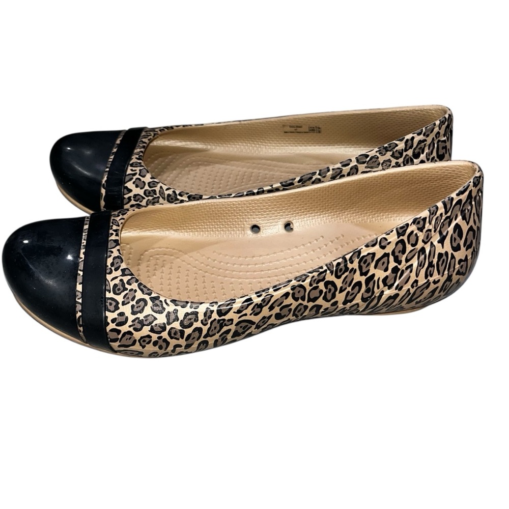 Crocs Cap Toe Leopard Print Ballet Flats Women’s size 7